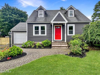 10 Saratoga Drive, Glenville, NY, 12302