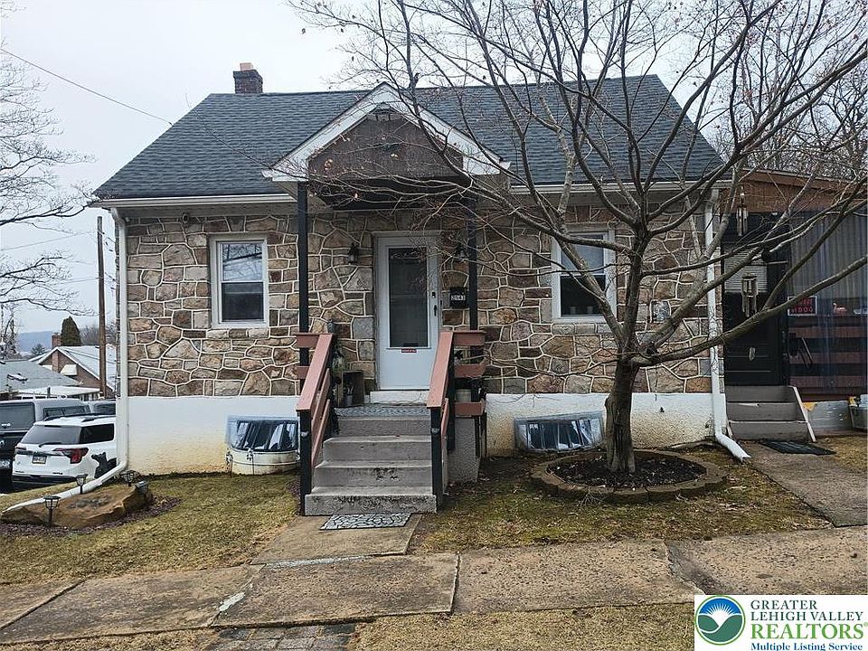 1st image of 2543 S Law St