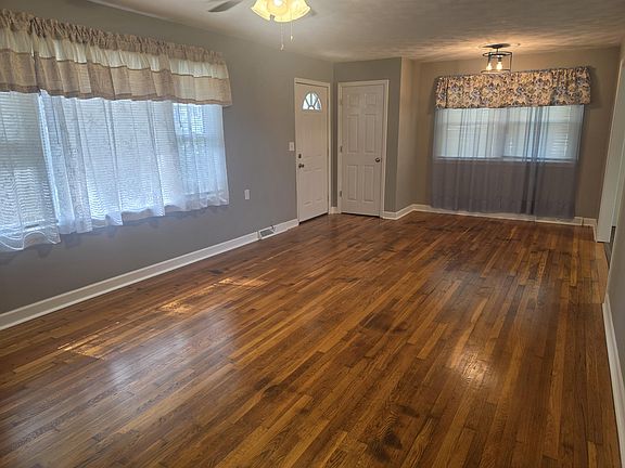 2nd image of 4211 Junior St