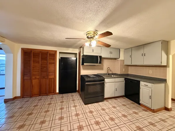 11 Jefferson St #3, Cambridge, MA 02141