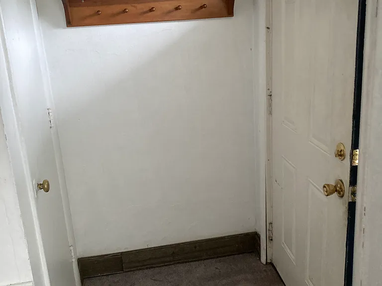 168 Graham Rd — Photo 16