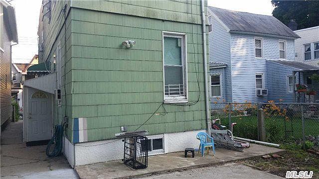 2nd image of 10009 89th Ave