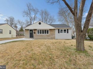 226 Adams Ave, Barrington, NJ 08007