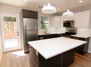 3934 1/2 Kentucky Dr, Los Angeles, CA 90068