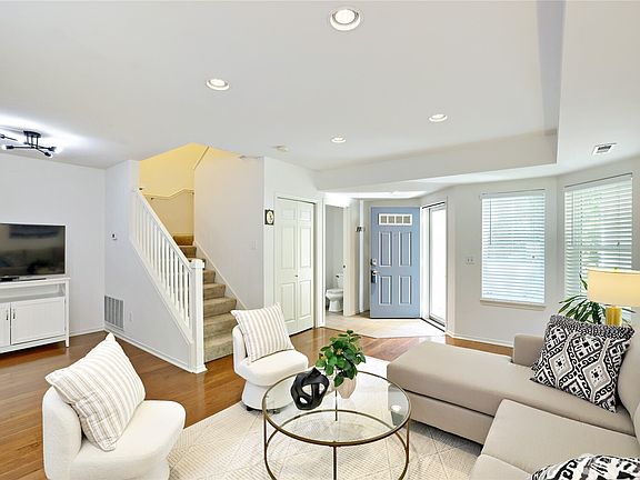 5th image of 11613 Grove Drive