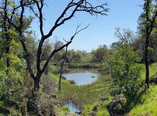 17235 Cabrera Rd, Grass Valley, CA 95949