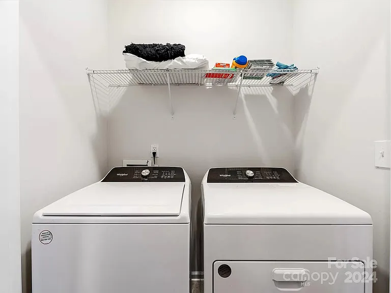 10118 Hemingway Pl — Photo 23