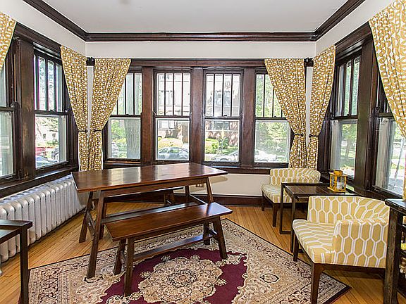 3rd image of 3804 N Hamilton Ave #1N