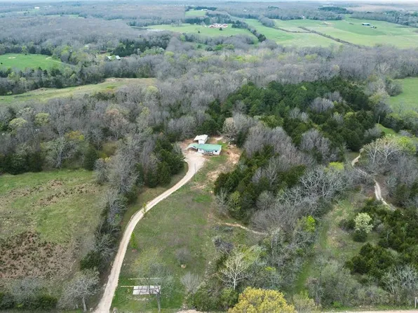 214 N Hobby Hut Rd, Leasburg, MO 65535