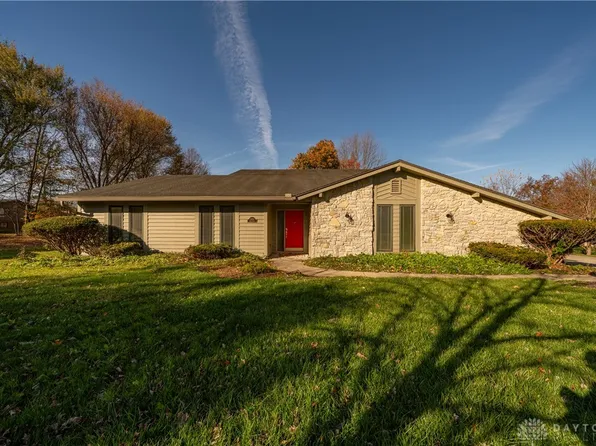 2550 Chess Wood Point, Dayton, OH 45458