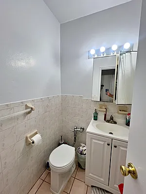 Rented by William Raveis Real Estate | media 6