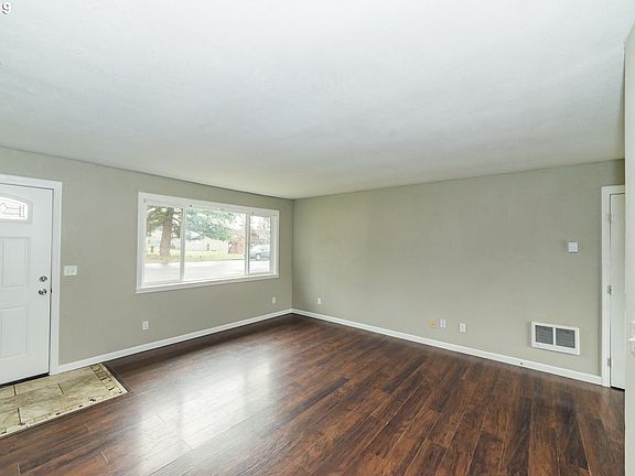 4th image of 7908 NE 126th Ave