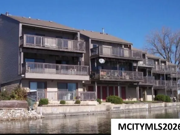 414 E Lake St APT 2, Ventura, IA 50482