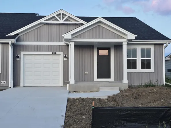 624 Harvest LANE, Hartford, WI 53027