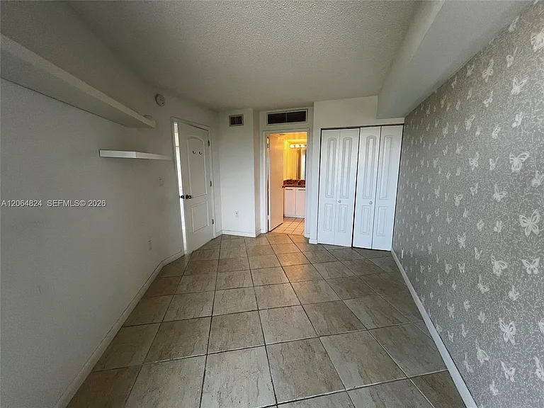 3300 NE 191st St #LP10 — Photo 8