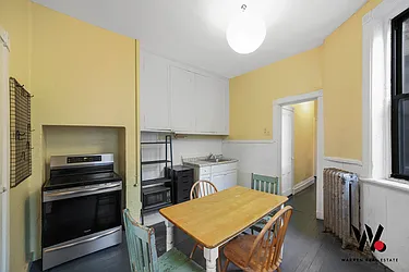 Rented by Warren T Real Estate Corp.