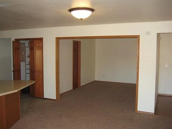3150 E Graf St #3 — Photo 7