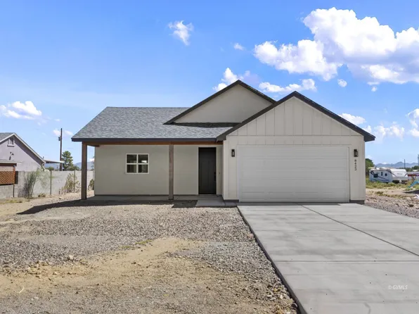 8423 S Navajo Dr, Safford, AZ 85546