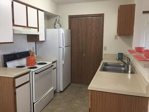 3rd image of 6028 Applegrove Ln #6028