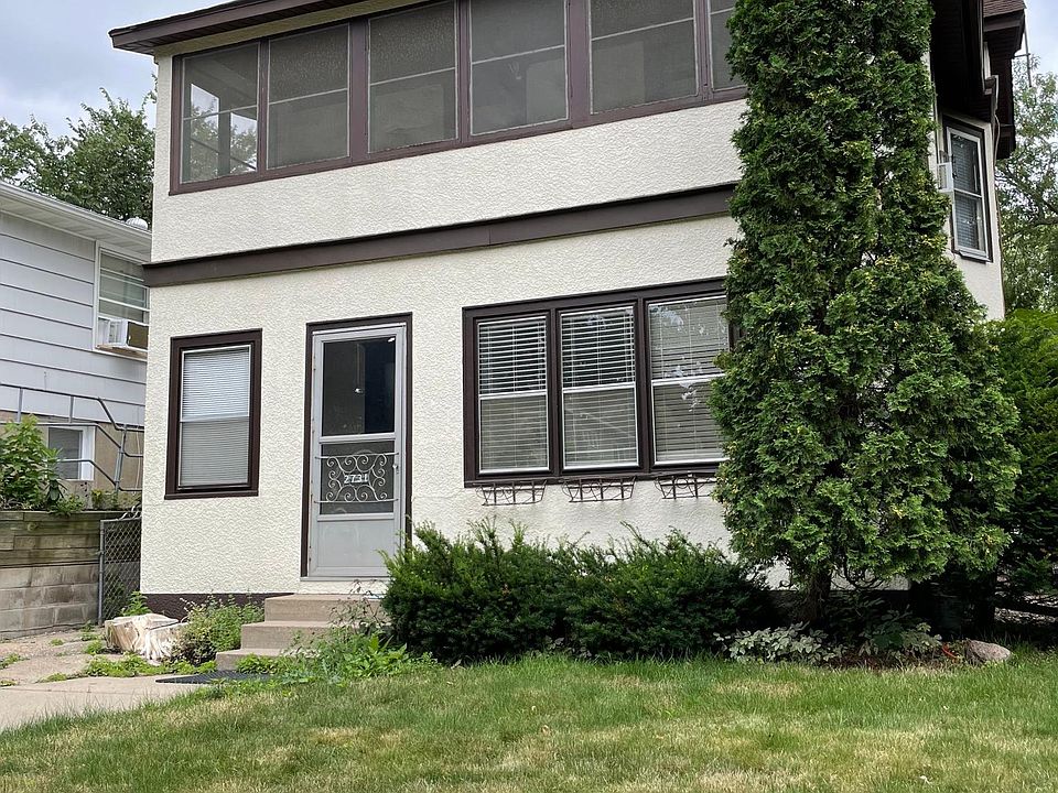 1st image of 2731 Fillmore St NE #2