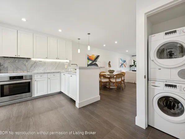 3605 S Ocean Blvd APT 221, South Palm Beach, FL 33480
