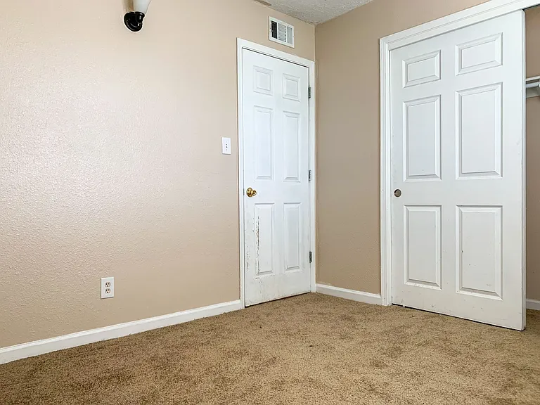 2 Bedroom Fourplex with Fireplace — Photo 21