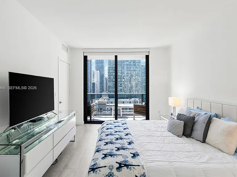 55 SW 9th St #1904 — Photo 39