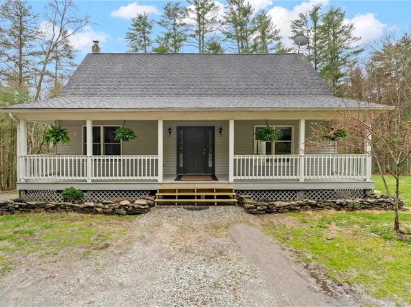 22 Summit Drive, Barryville, NY 12719