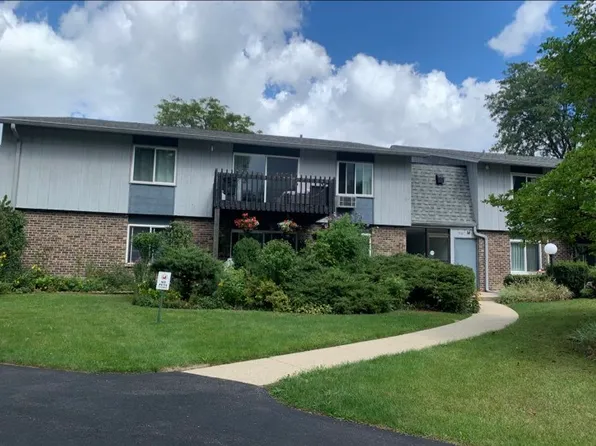 952 E Old Willow Rd Unit 104, Prospect Heights, IL 60070