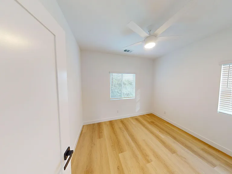 5339-1 W Falls View Dr — Photo 17