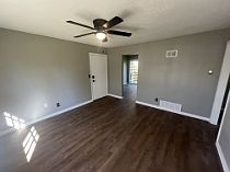 4th image of 206 N Grant Ave APT C