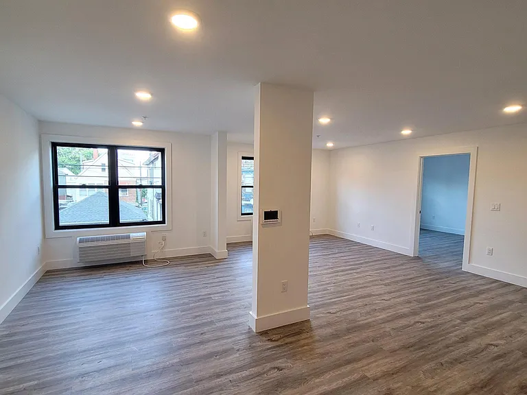 242 Spring St #2 — Photo 8