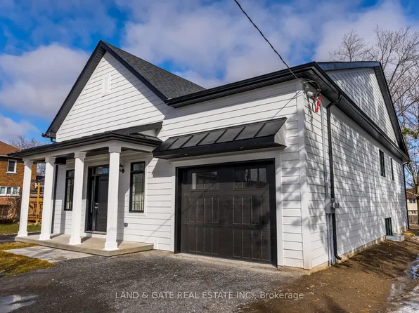 127 Gibbons St, Oshawa, ON L1J 4Y1