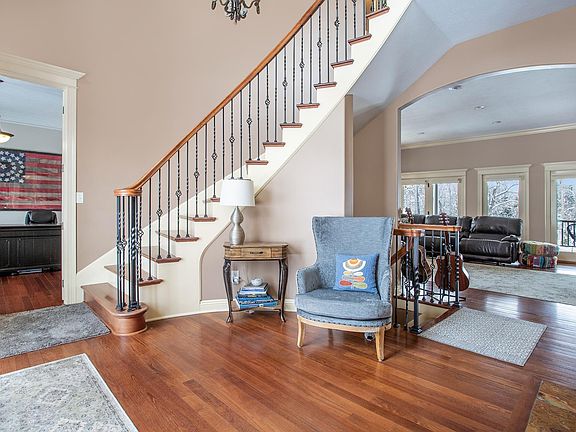 4th image of 51769 Caledonian Dr