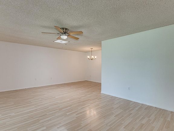 4th image of 13626 N Emberwood Dr