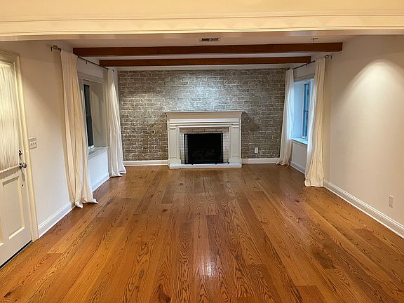 3rd image of 4609 Orange Knoll Ave