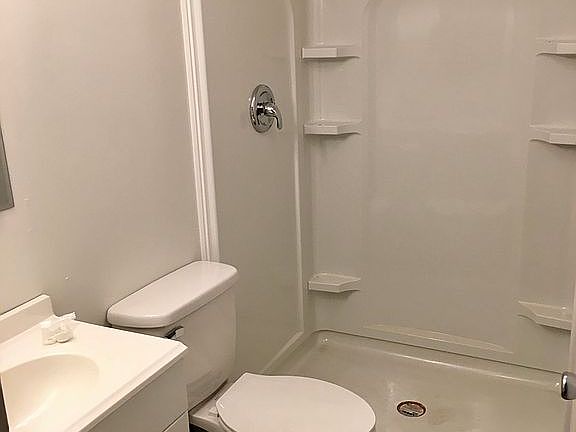 3rd image of 7020 Daffodil Dr
