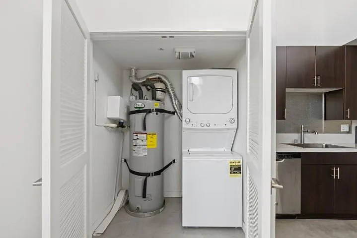 6619 Linda Vista Rd #6 — Photo 8