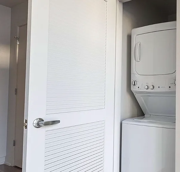 681 N La Salle Dr #319 — Photo 3