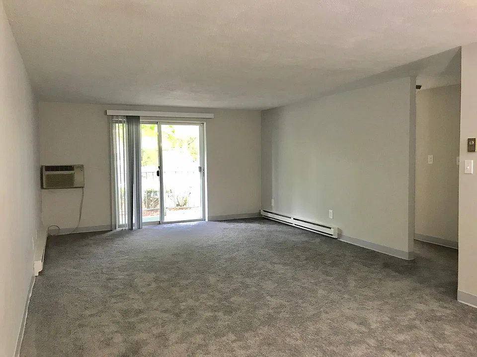 50 Webster St #205