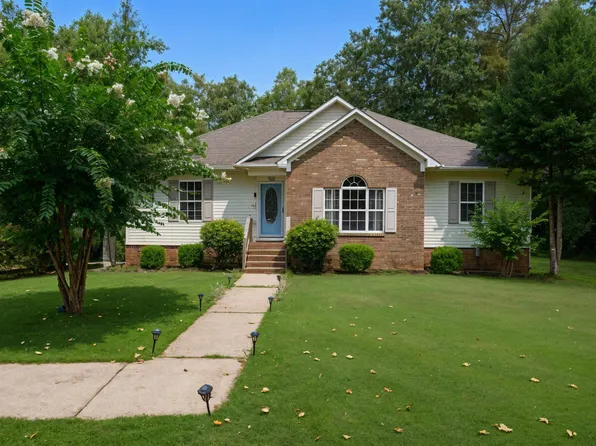 585 Robbins Rd, Hayden, AL 35079