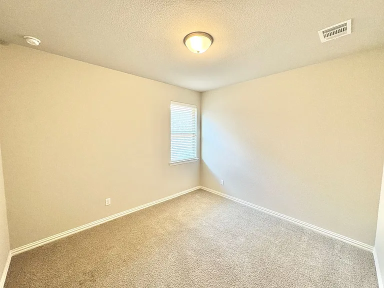 809 Uplands Dr — Photo 43
