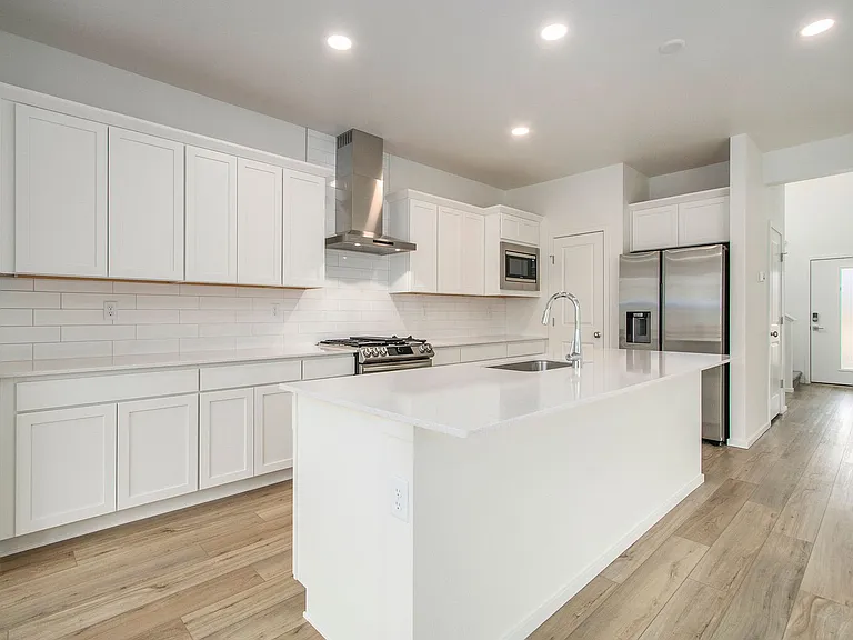 2969 Biplane St — Photo 5