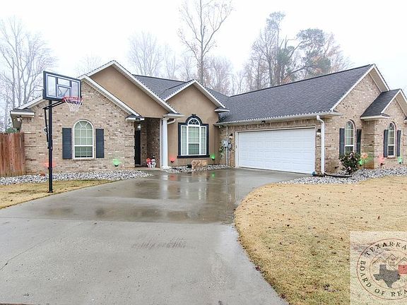 2nd image of 13 Coppercreek Cir