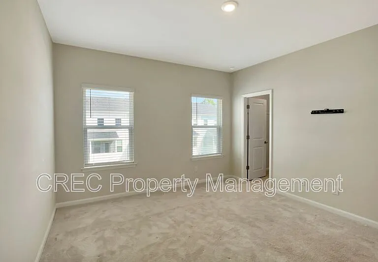 306 Pathfinder Way — Photo 18