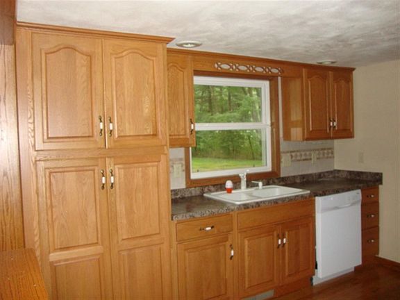 5th image of 3421 Royal Oak Dr