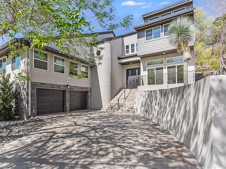 5606 Sedgefield Dr — Photo 2