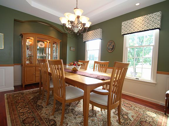 4th image of 18 Tenbury Way