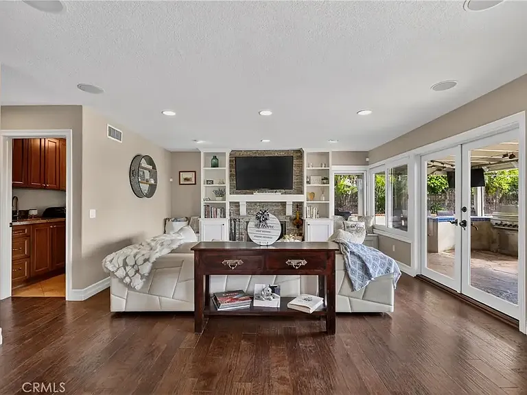 2704 N Vista Heights Ave — Photo 32