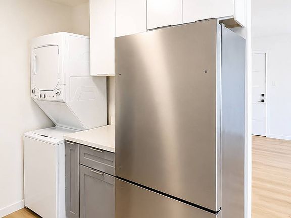 4th image of 1738 7th St APT C